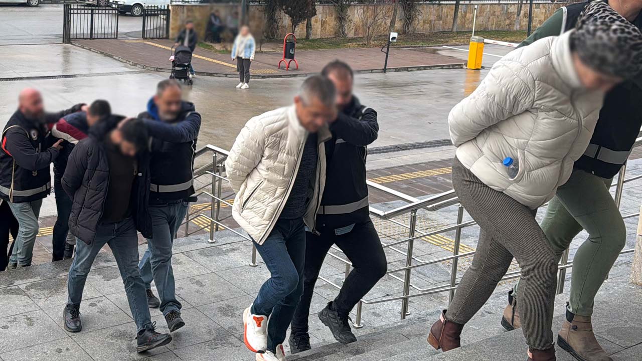 Uşak'taki tefecilik operasyonunda 3 kişi tutuklandı