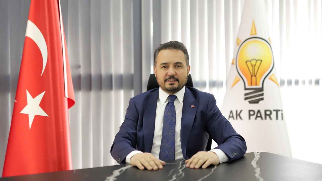 AK Parti Uşak Teşkilatından Güçlü Mesaj “Biz Büyük Bir Aileyiz”