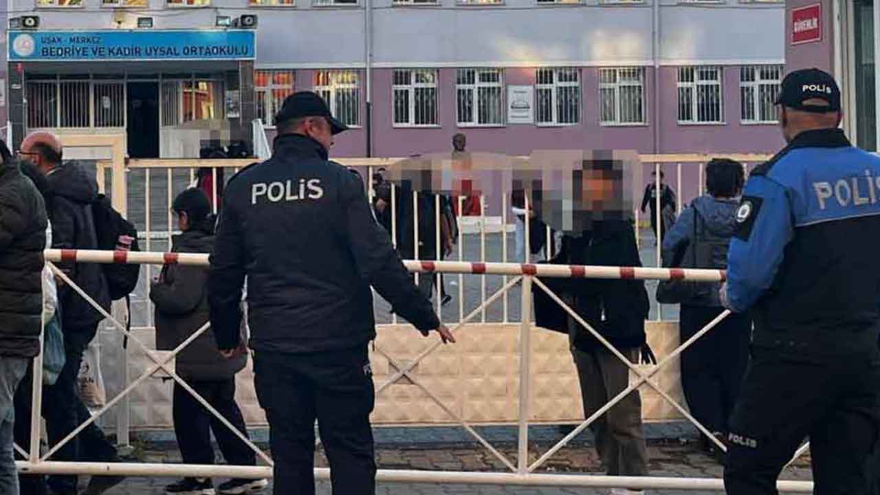 Uşak'ta "Güvenli Okul" Projesi Kapsamında Geniş Çaplı Denetimler Yapıldı
