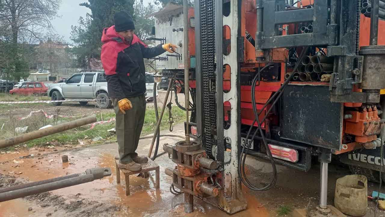 Yeni hastane alanında zemin etüt çalışmaları başladı