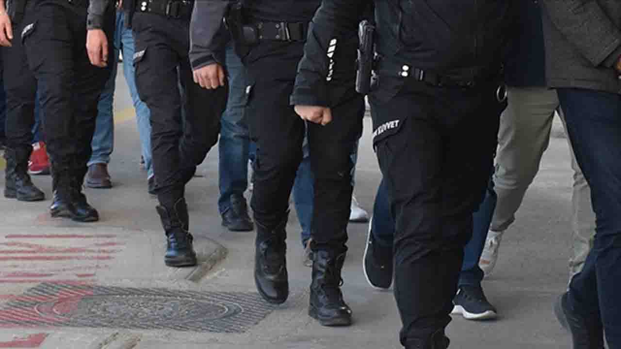 Siber Çeteye Büyük Darbe Uşak Dahil 19 İlde Eş Zamanlı Operasyon