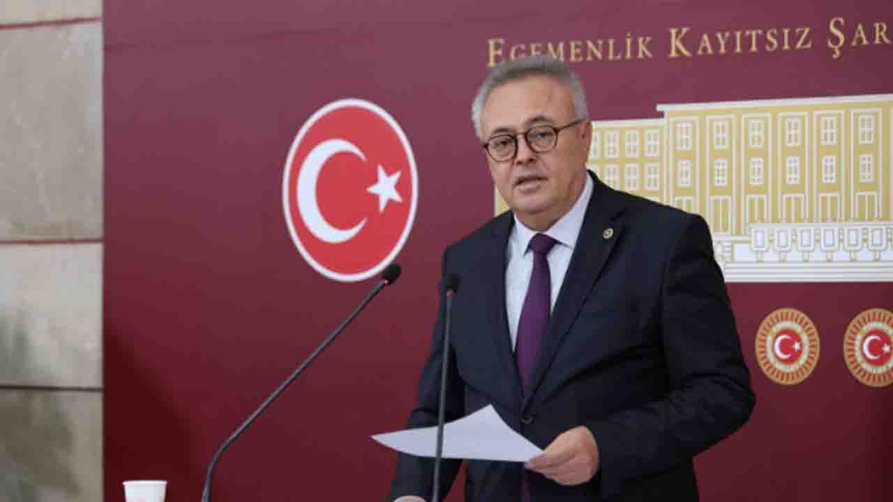 Vekil Karaoba: “Uşak’ı Oyalayanlar Hesap Vermeli”