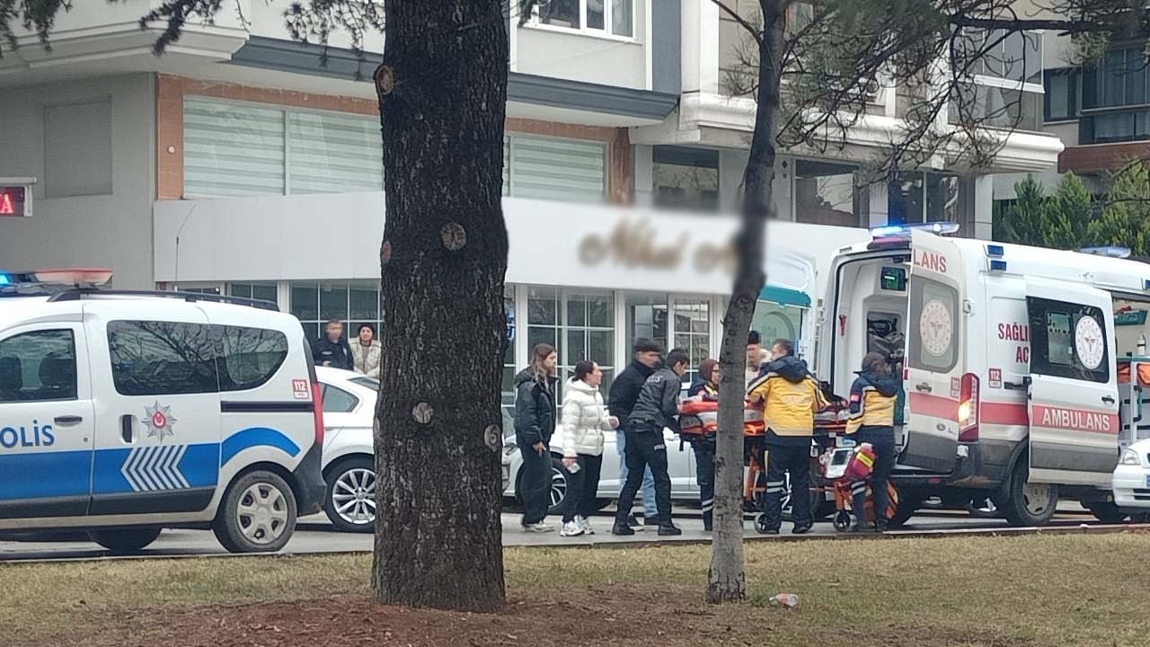 Uşak'ta 8 katlı apartmanın çatısından düşen kişi öldü