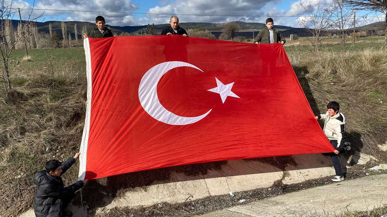 Afyonkarahisar'da Öğrencilerden Farkındalık Etkinliği
