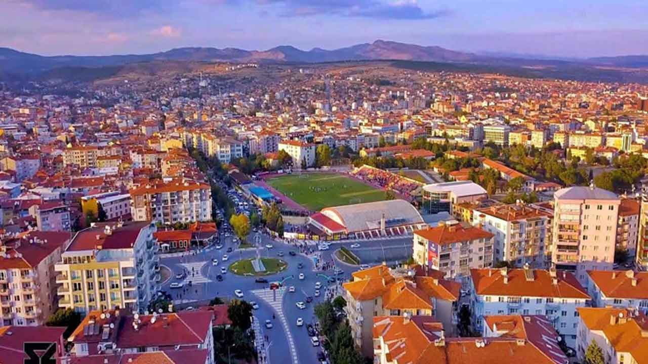 Uşak Nüfus Verileri Merkez İlçe Toplam Nüfusun Yüzde 71'ini Oluşturuyor