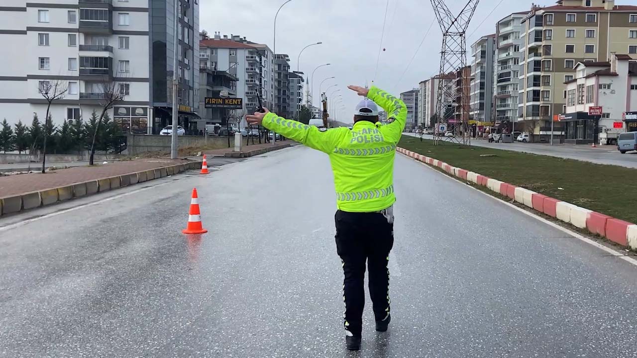Araç kullananlar dikkat: Yeni trafik cezaları resmileşti