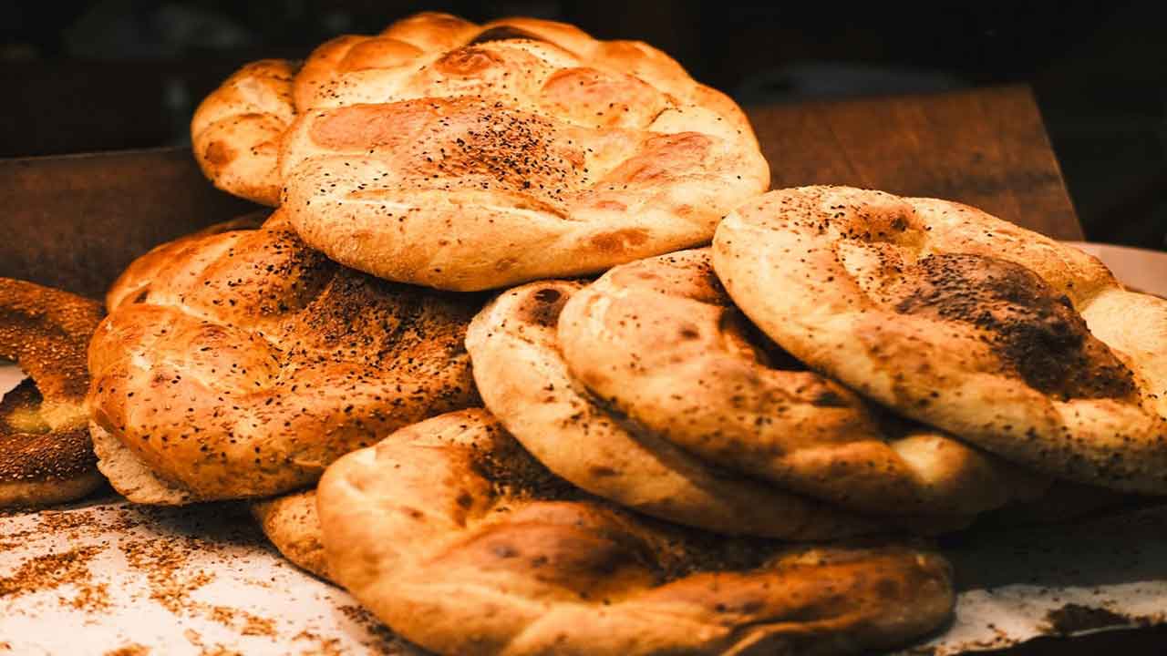 2026 Ramazan Pidesi Ne Kadar? Uşak'ta Resmi Fiyat Belirlendi