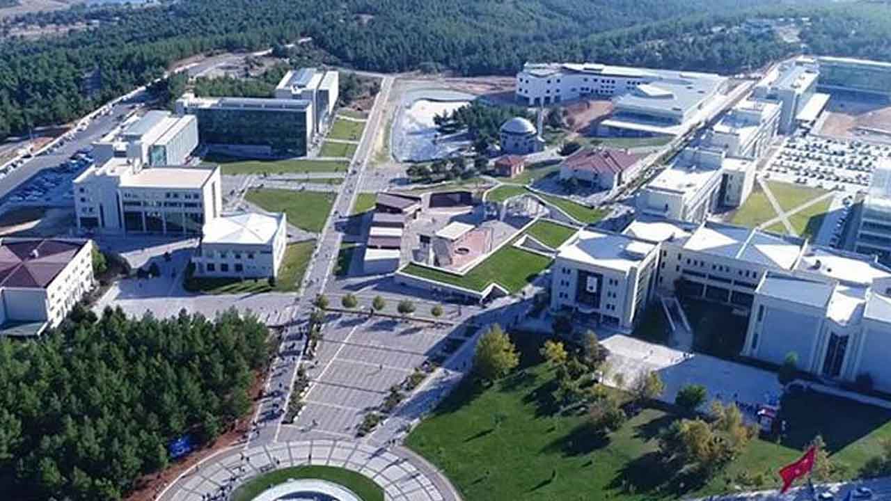 Uşak Üniversitesi’nde Yönetmelik Değişti! Son Sınıflara Büyük Kolaylık