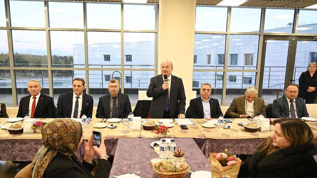 Kampüste Ramazan Coşkusu Rektör Demir’den Dayanışma Vurgusu