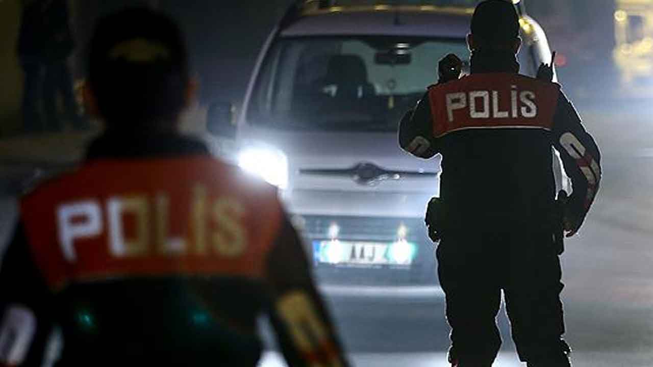 Uşak’ta Uyuşturucuya Geçit Yok Binlerce Hap Yakalandı