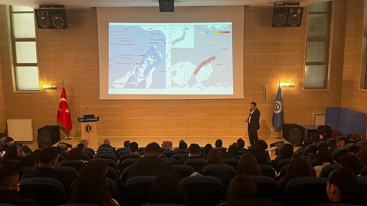 Büyük Depremlerden Alınacak Dersler Uşak Üniversitesi’nde Konuşuldu