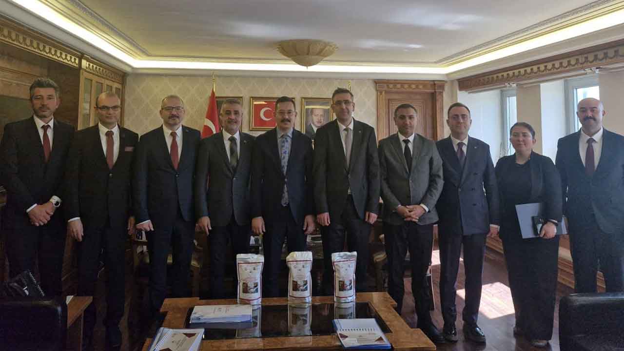 “Buzağılar Yaşasın, Çiftçimiz Kazansın” Projesi İçin Önemli Ziyaret