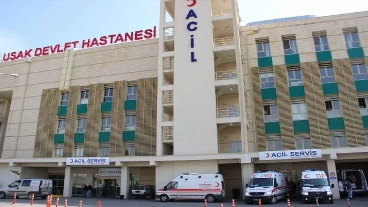 Uşak'ta Çatıdan Düşen Kişi Tedavi Gördüğü Hastanede Öldü