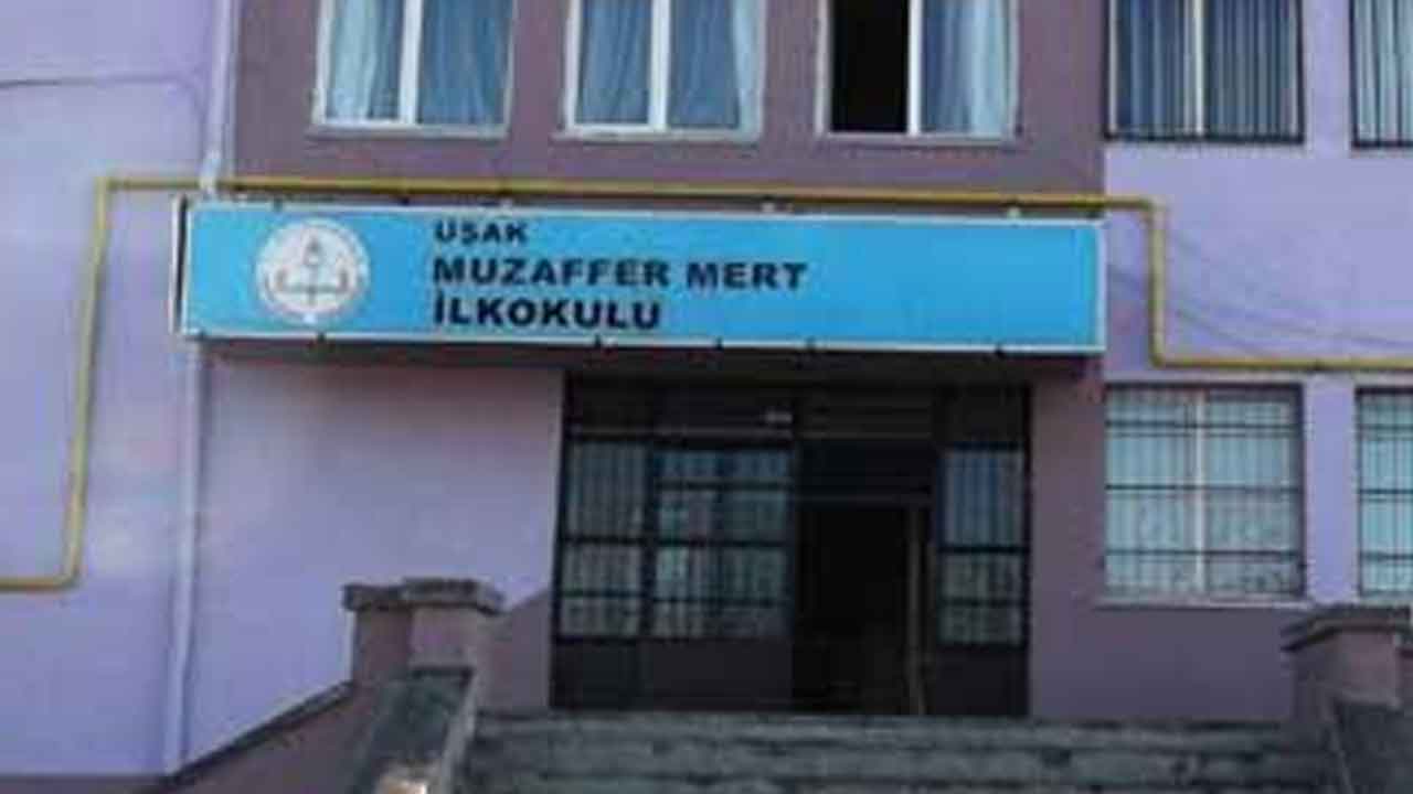 Uşak’ta ki O Okul Müdürü Valilik Talimatıyla Görevden Alındı