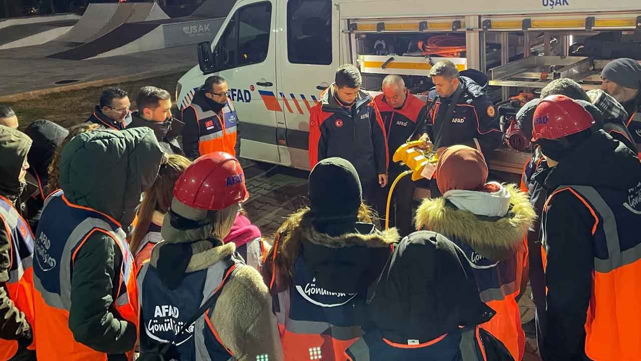 Uşak’ta Hayat Kurtaran Eğitim AFAD Gönüllüleri Aranıyor