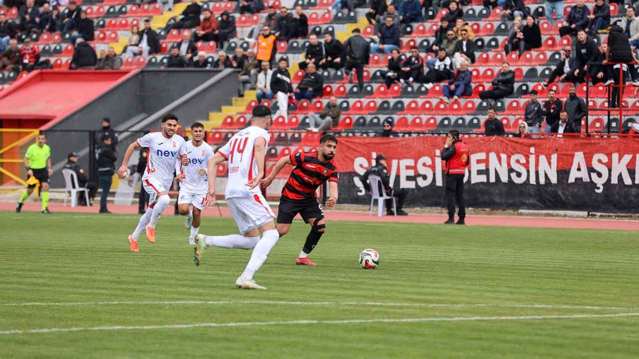 Uşakspor Playoff Yolunda Ağır Yara Aldı