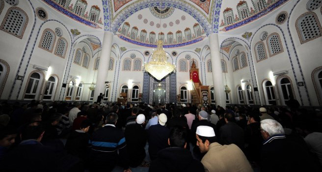 Uşak'ta Bayram Namazı Saat Kaçta Kılınacak?