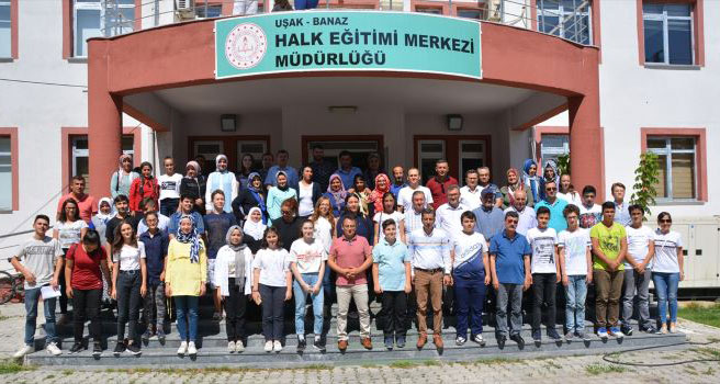 Kaymakam Çağlar, LGS’de başarılı olan öğrencilerle buluştu