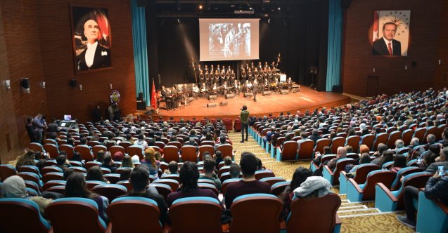 Uşak Üniversitesi'nde "Kurtuluş Oratoryosu" sahnelendi