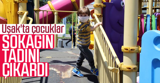 Uşak'ta çocuklar sokağın tadını çıkardı