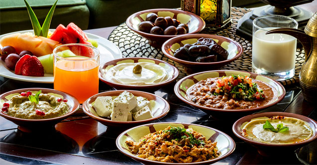 Sahurda ve iftarda salatayı sofranızdan eksik etmeyin