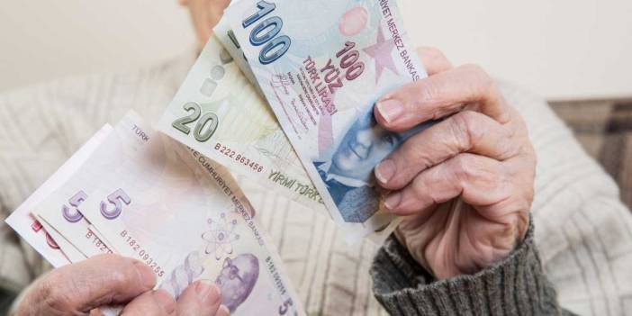 Yapı Kredi Bankası emeklilere el uzattı özel ihtiyaç kredisi kampanyası başlattı