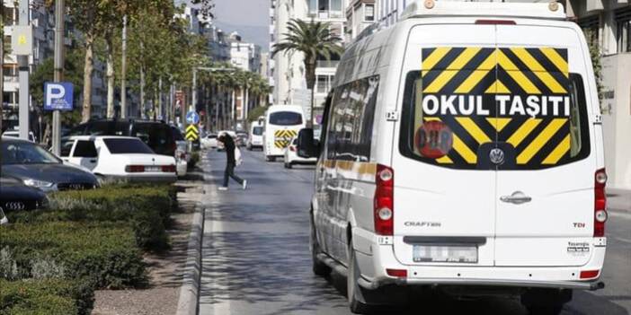 Okul servis ücretlerine öyle bir zam yapıldı ki! Ücret asgari tutarı geçti