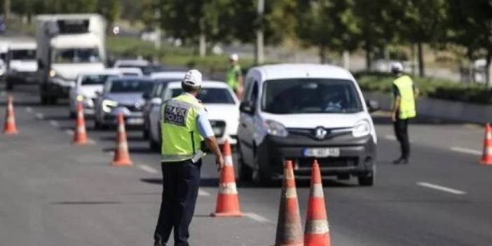 Artık acımayacaklar! Trafikte bunu yapan herkese anında 1.671 TL CEZA KESİLECEK