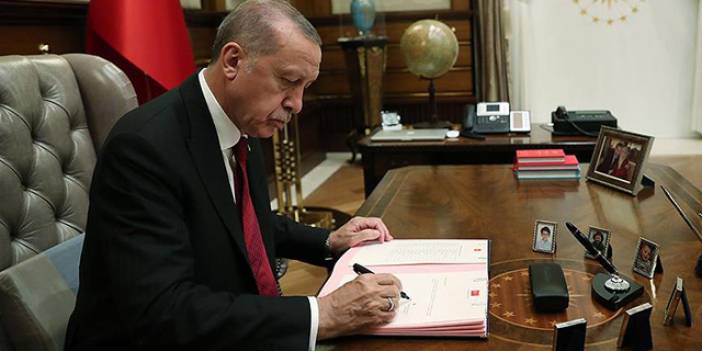 Cumhurbaşkanı Erdoğan imzaladı! Gençlere 5.500 TL destek kararı Resmi Gazete'de!