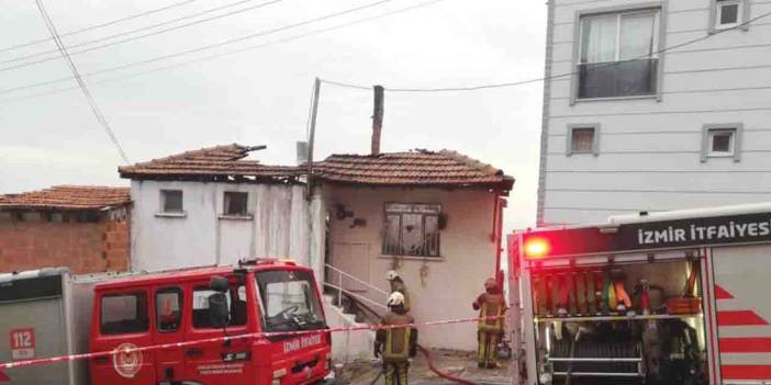 İzmir'de ev yangınında tüpler bomba gibi patladı!