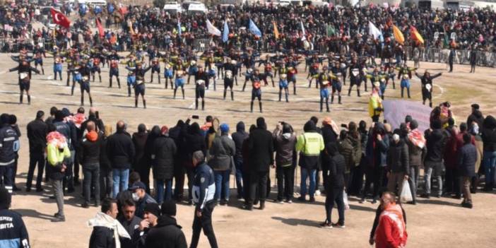 İzmir'de Geleneksel Folklorik Deve Gösterisi için geri sayım başladı