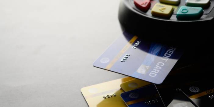 Kredi kartı kısıtlamalarında İLK ADIM herkesin kredi kartı limiti o seviyeye DÜŞÜRÜLECEK