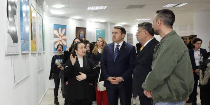 Kütahya DPÜ’de Ulusararası Çağrılı Afiş Sergisi açıldı
