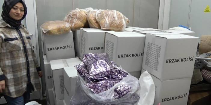 Kütahya'da ihtiyaç sahibi ailelere Ramazan gıda erzak kolisi dağıtıldı
