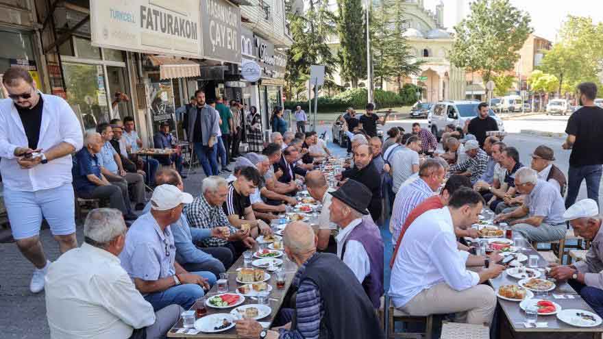 usak-baskani.jpg
