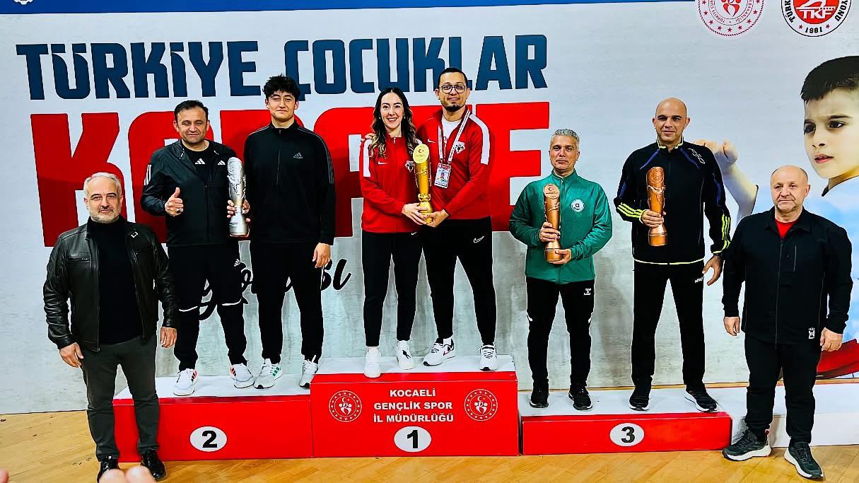 usak-karate.jpeg