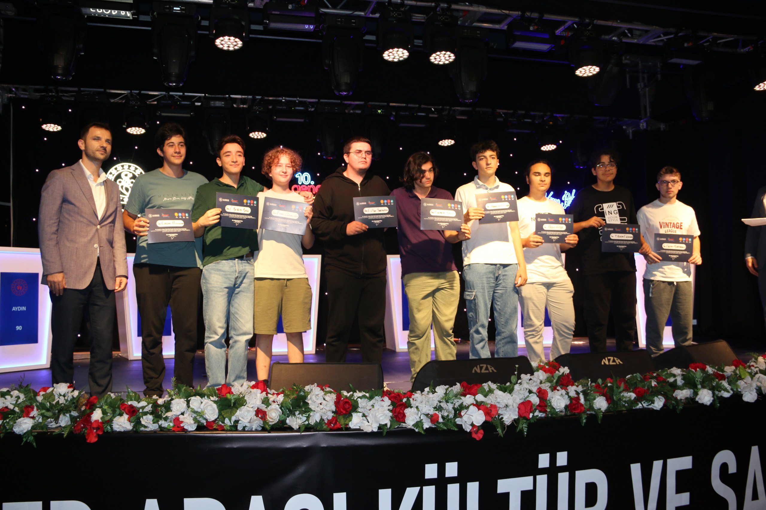 aa-20251001-39272669-39272666-gencler-arasi-kultur-sanat-yarismalari-ege-bolge-finali-aydinda-basladi.jpg